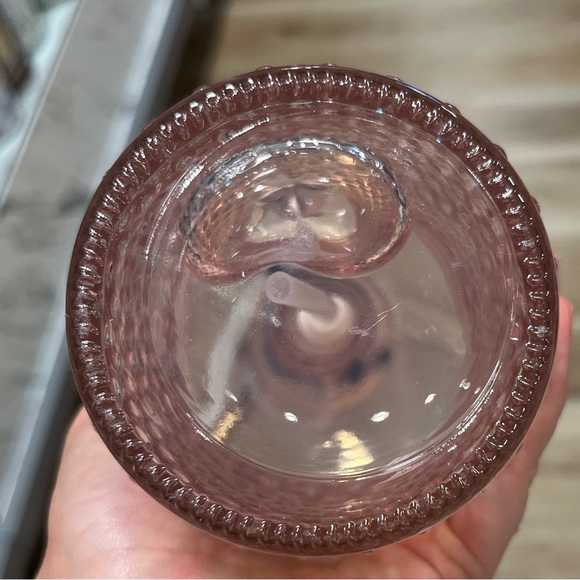 NWT ⚜️💖⚜️ Asquith Somerset Marshmallow snowflakes hand soap - Picture 5 of 6